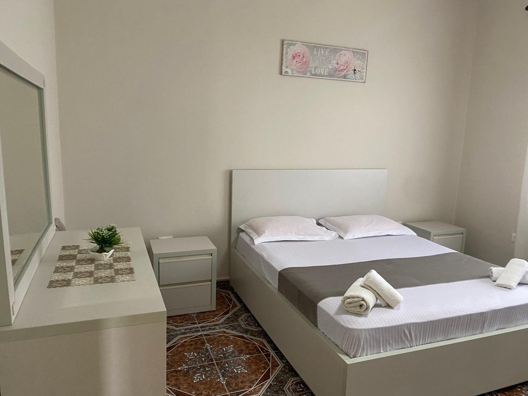 The Hideaway Guesthouse Bahçallëk Extérieur photo