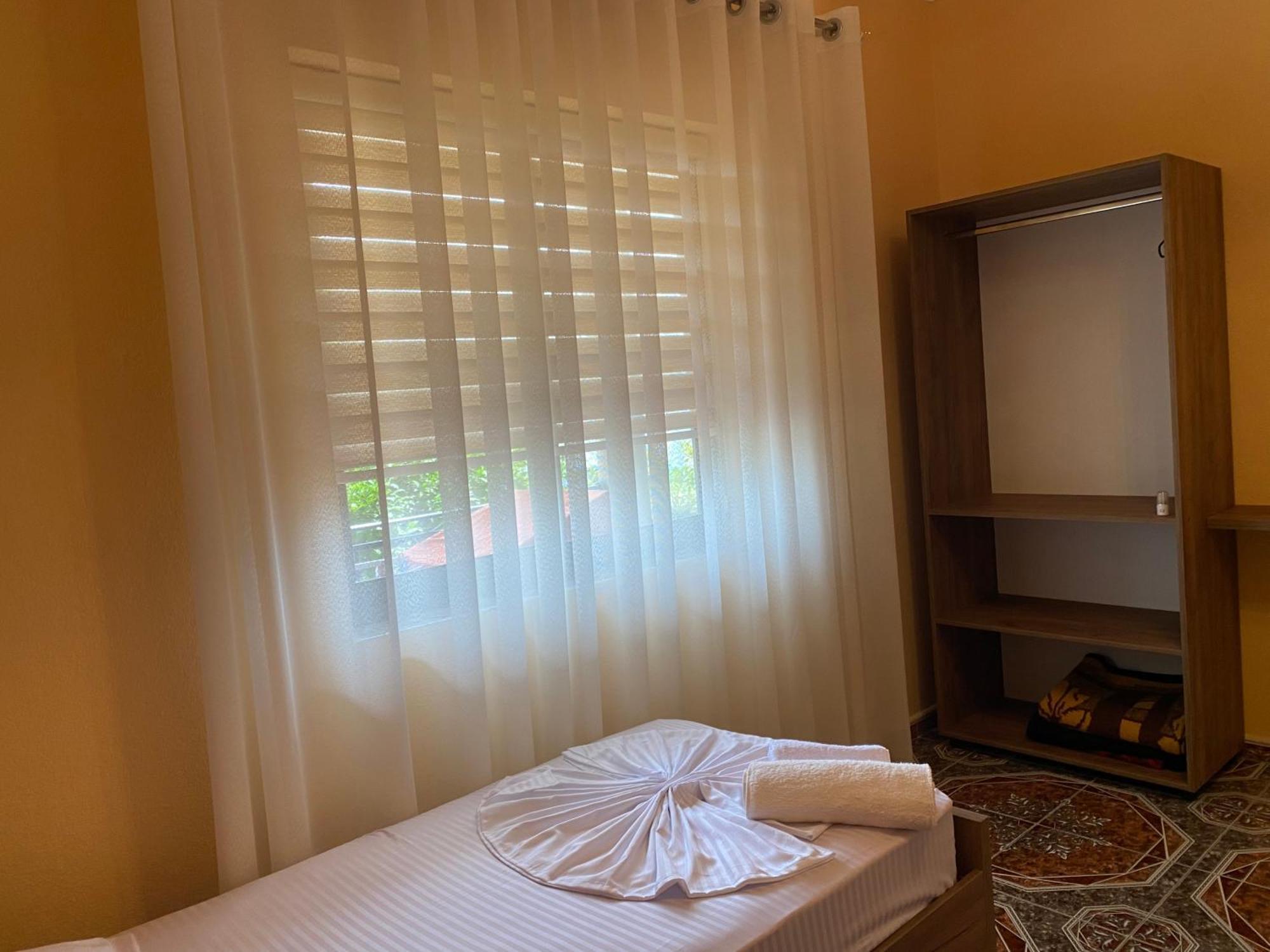 The Hideaway Guesthouse Bahçallëk Extérieur photo